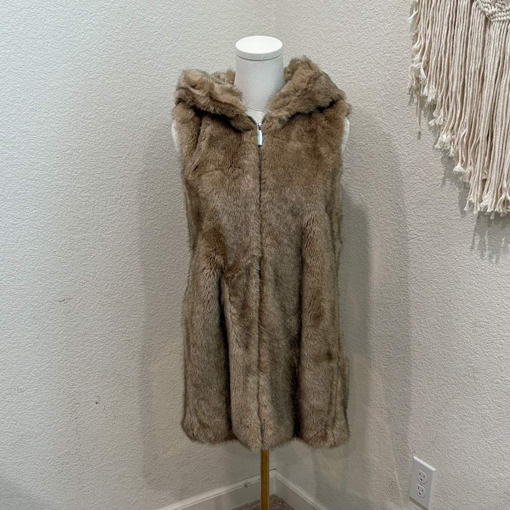 Zara Brown Faux Fur Vest
